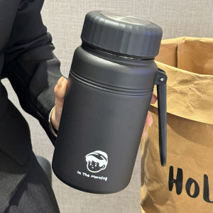 Women’s insulated carafe with ergonomic carrying handle and innovative closure system Stornfield