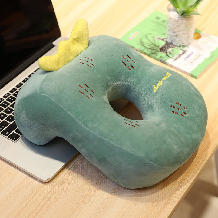 Plush neck support pillow in carrot shape Stornfield