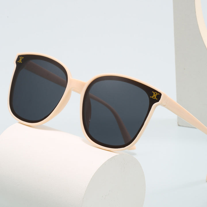 Ladies fashionable oversized sunglasses with high UV protection Stornfield