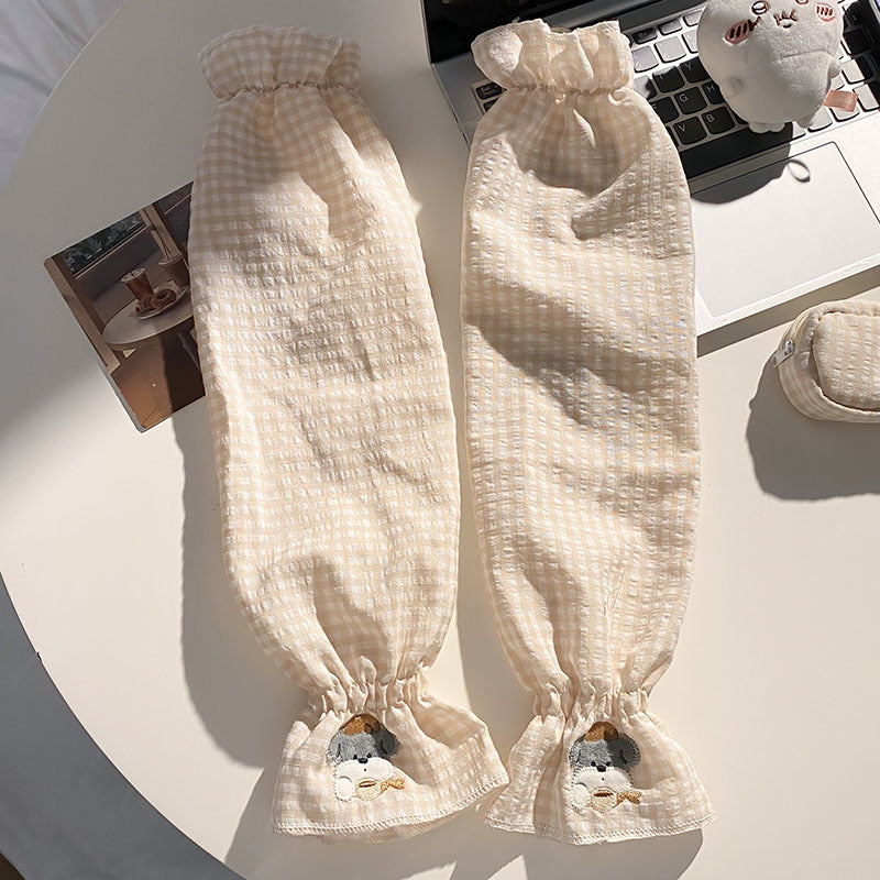 Wrist warmers with cute animal design Stornfield