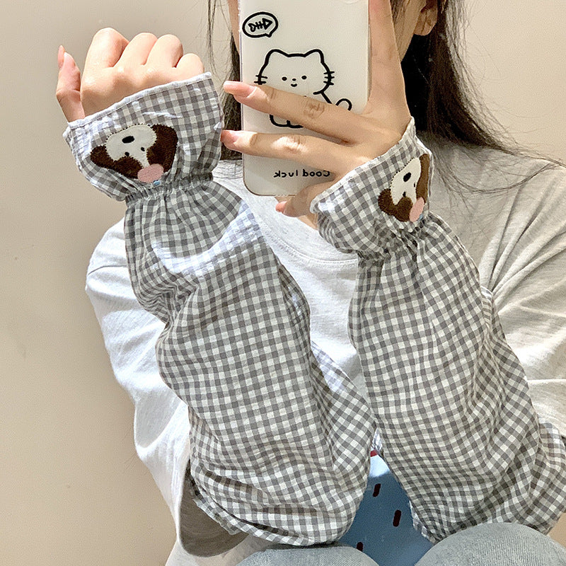 Arm cuffs with sweet dog appliqué design Stornfield