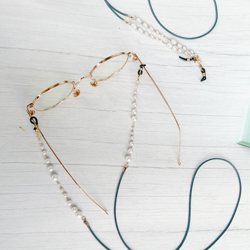 Pearl-Accented Eyewear Holder Chain Stornfield