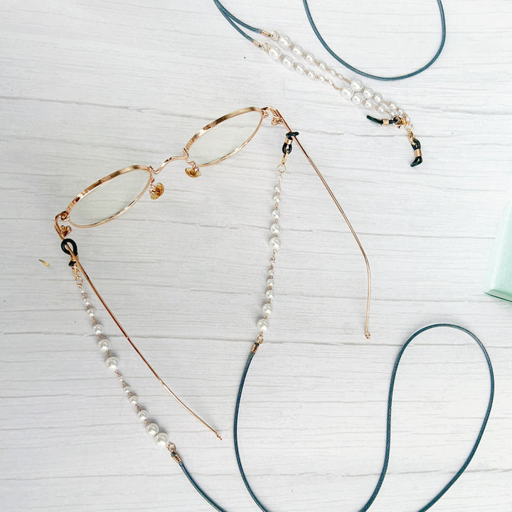 Pearl-Accented Eyewear Holder Chain Stornfield