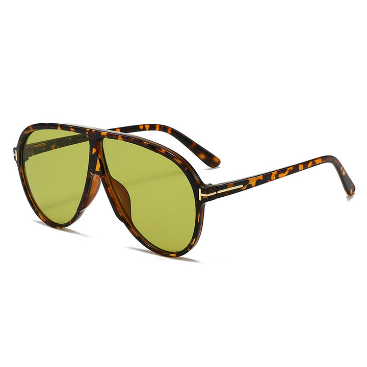 Women's large sunglasses with modern design and protective lenses Stornfield