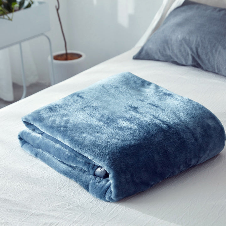 Luxurious Plush Velvet Blanket