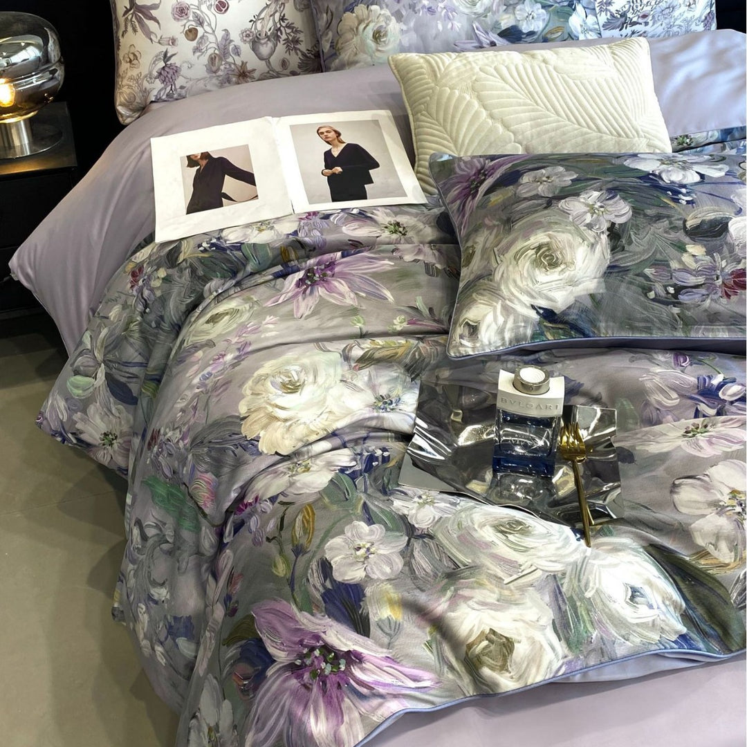 Luxurious cotton satin bedding set with large floral botanical print