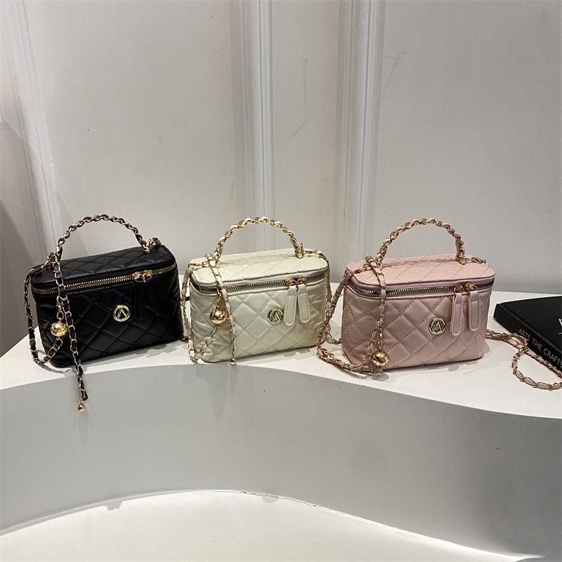 Quilted Mini Crossbody Handbag  1791971448
