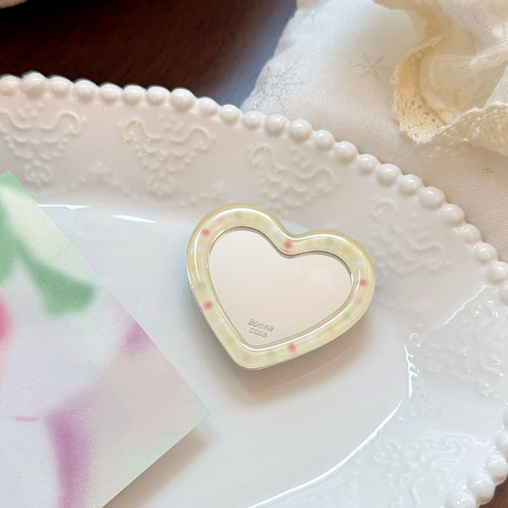 Hand mirror in heart-shaped design Stornfield