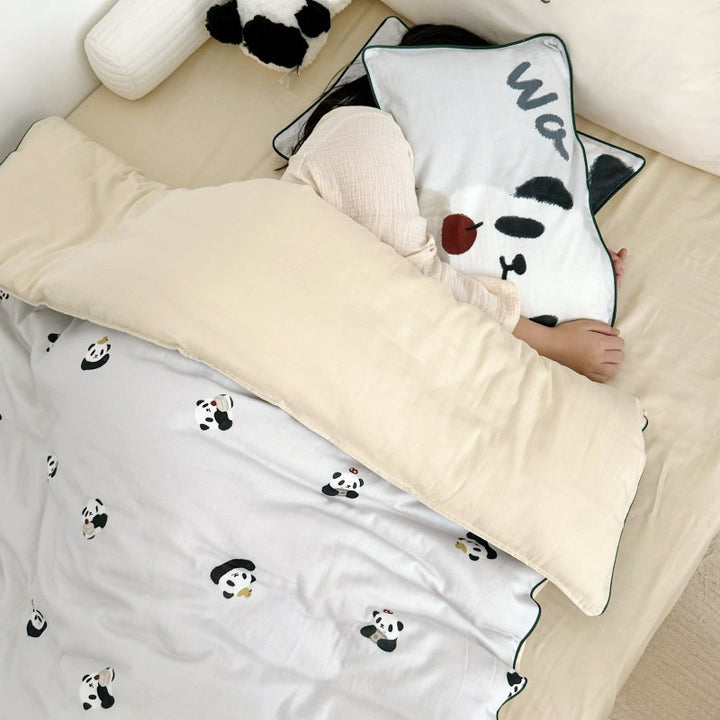 Children's bedding set in futon style with embroidered puppy motifs and cuddle pillow