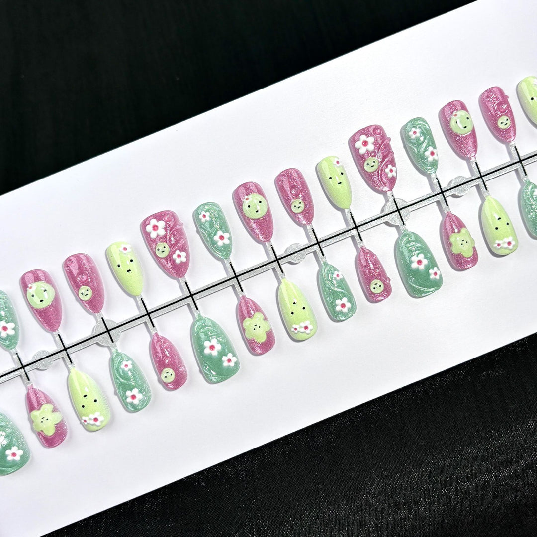 Artistic Design Press-On Nails