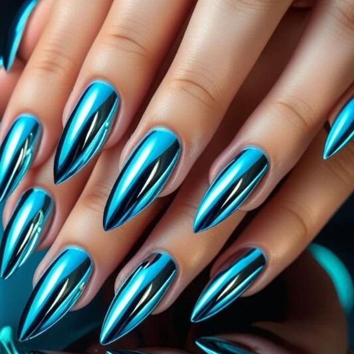 Artifical nails with Faceted Design Stornfield