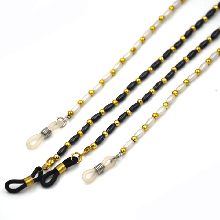 Elegant Beaded Eyewear Chain Stornfield