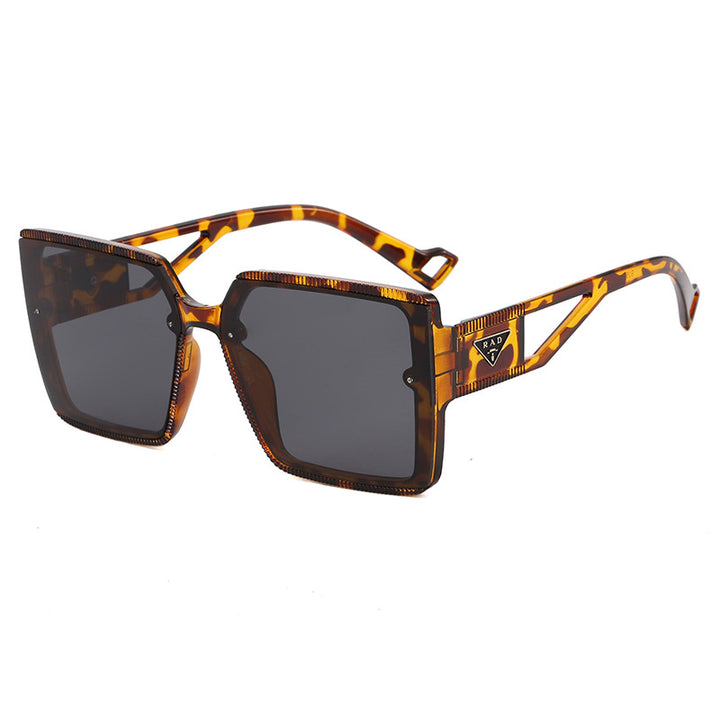 Women's fashionable square sunglasses with unique frame structure Stornfield