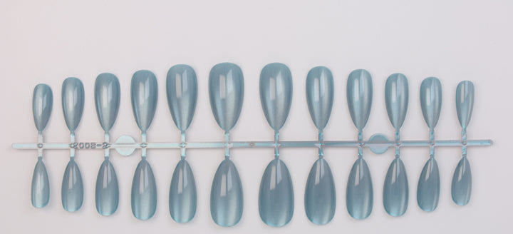 Artificial nail set with shimmering designs Stornfield