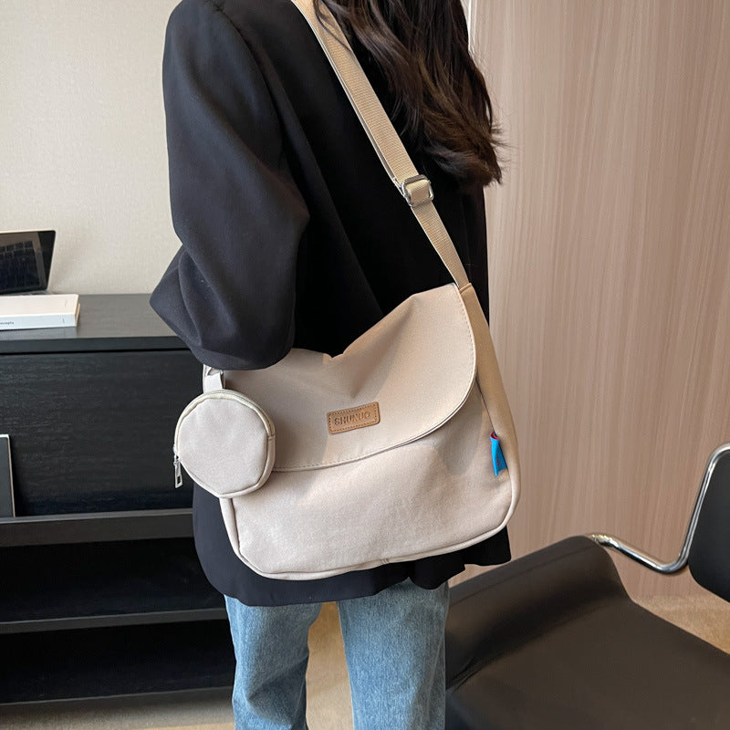 Everyday-friendly shoulder bag Stornfield