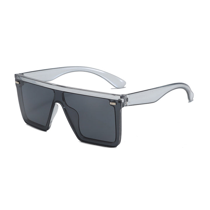 Women's Sporty Oversized Sunglasses with Modern Frame Stornfield