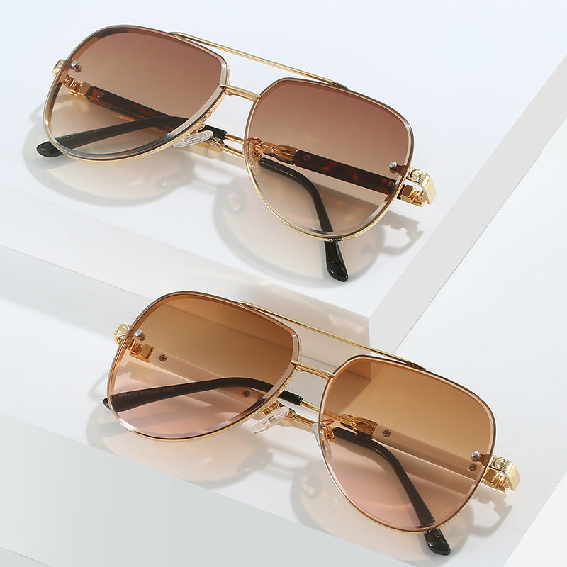 Fashion-Forward Oversized Aviator Sunglasses Stornfield