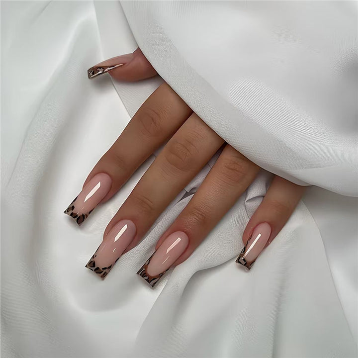 Trendy French Tip Press-On Nail Set Stornfield