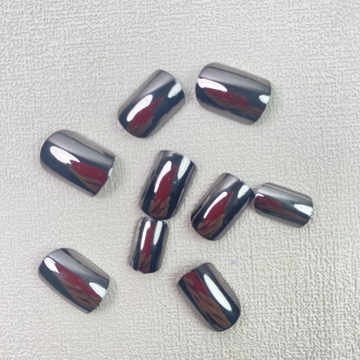 Premium Glossy Press-On Nail Set Stornfield