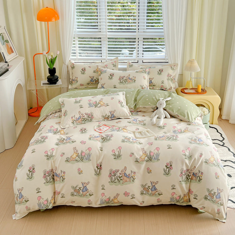Modern Graphic Print Bedding Set