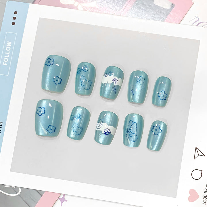 Artistic Artificial Nails with Flower Design Stornfield