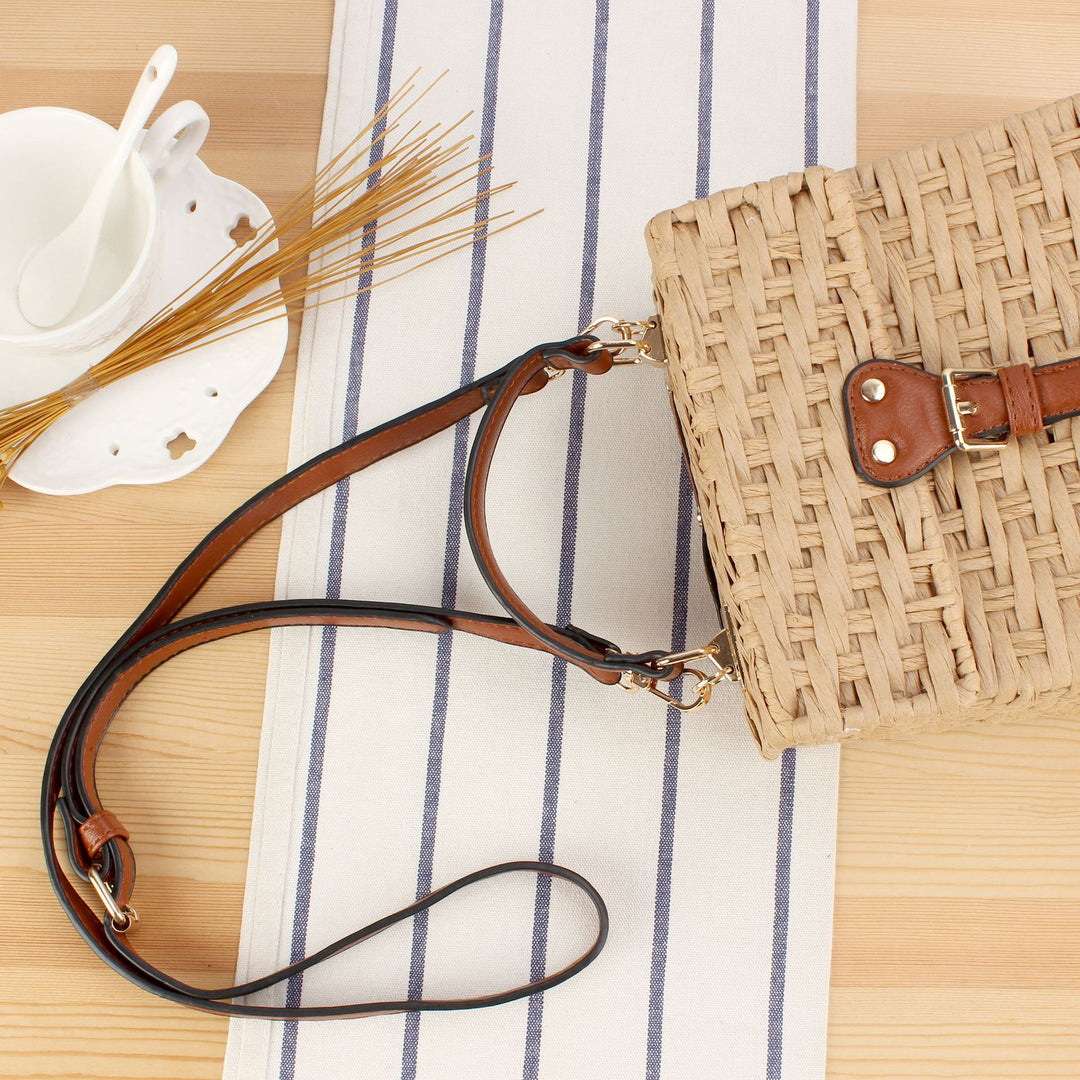 Handbag Made of Handwoven Natural Material with Stylish Leather Closure Stornfield