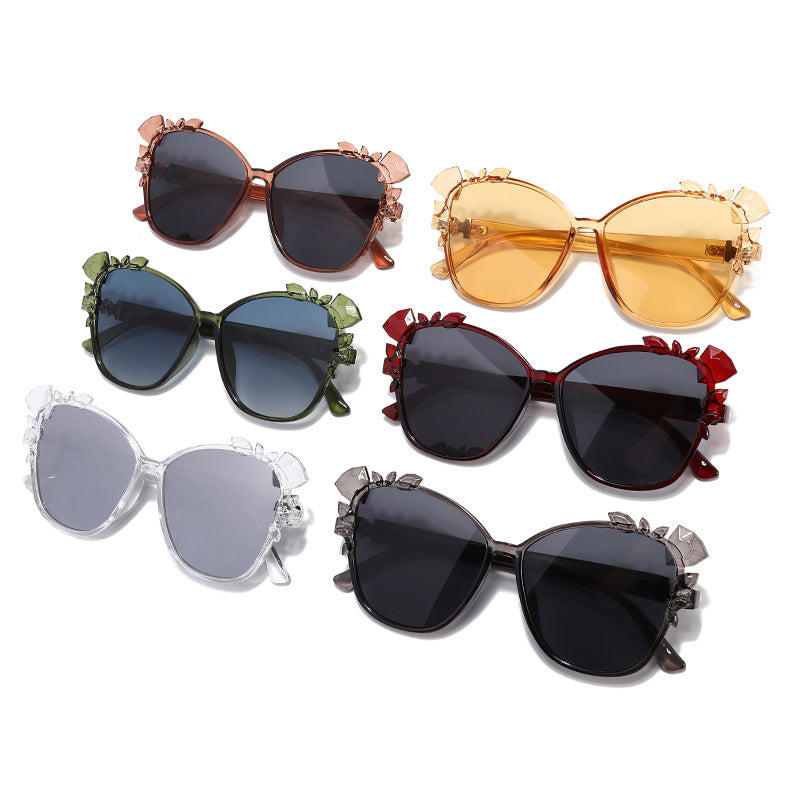Glamorous Cat-Eye Sunglasses with Crystal Embellishments Stornfield