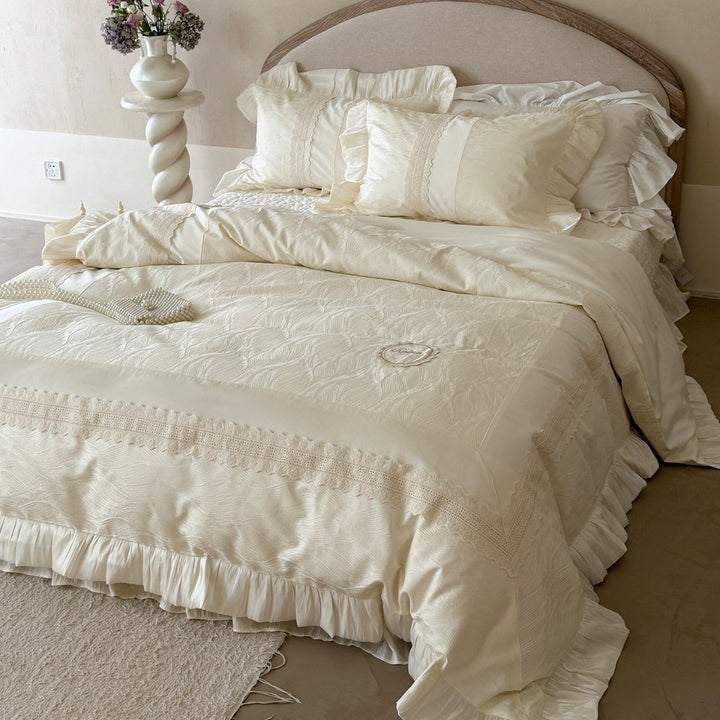 Ruffled Lace-Trimmed Satin-Accent Duvet Cover Bedding Set
