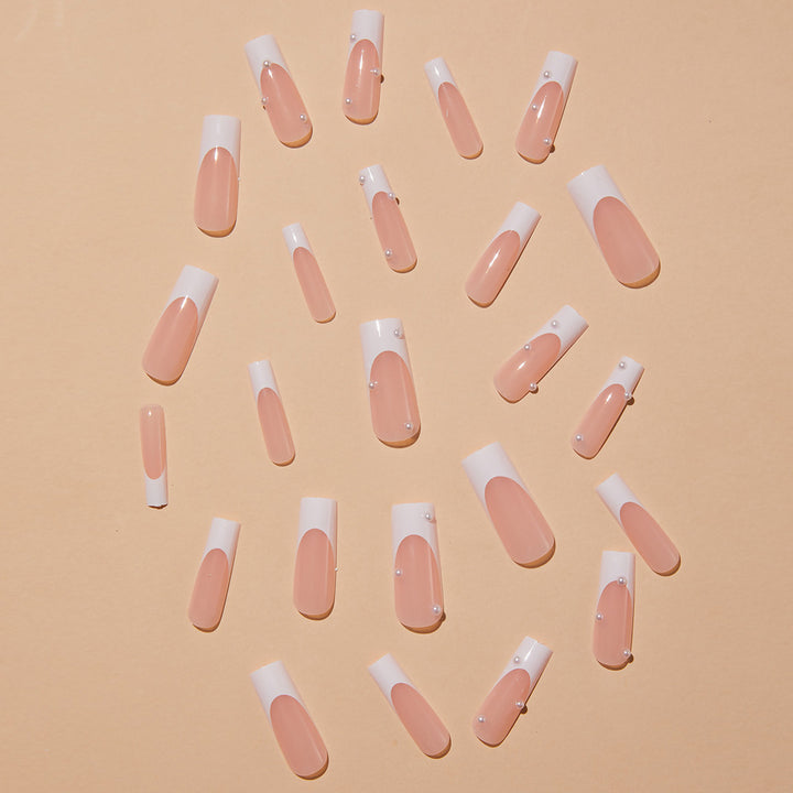 Artificial nail set with elegant 3D pearl decorations Stornfield