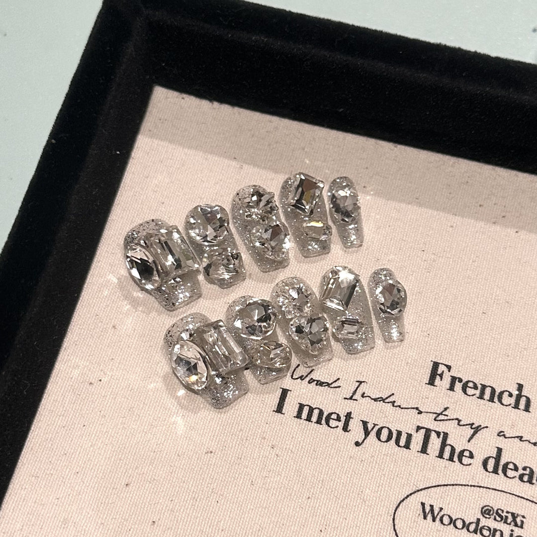 Luxurious Crystal-Accentuated Press-On Nail Art