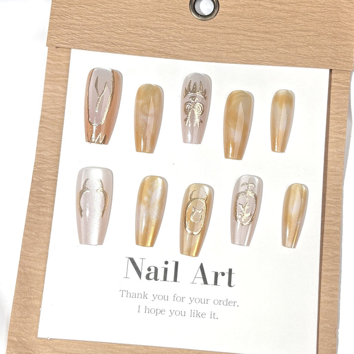 Elegant Press-On Nail Art Set with Gold Accents