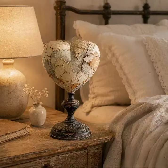 Decorative heart sculpture with bird motif Stornfield