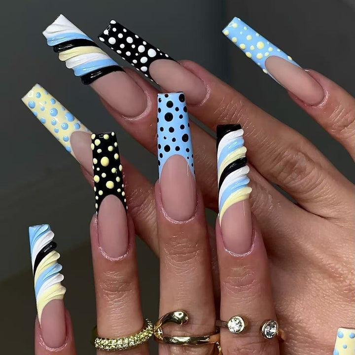 Artificial Nail Set with Stylish Geometric Designs Stornfield