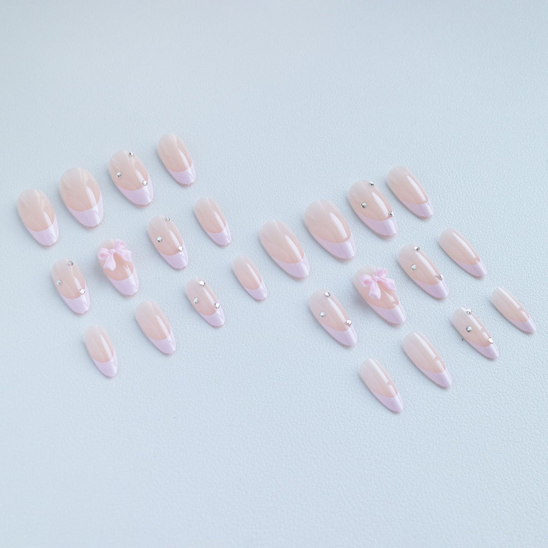 Elegant French Tip Nail Art