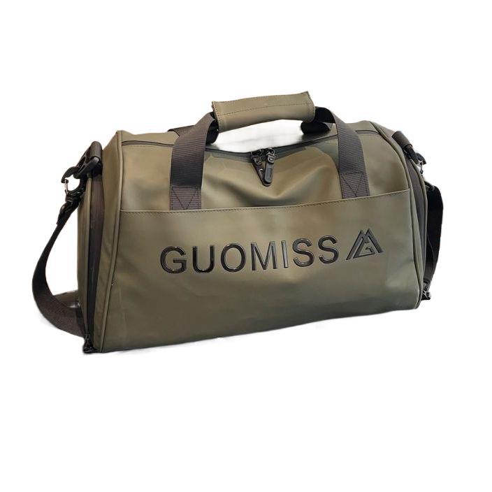 Sporty travel bag with many organizational pockets Stornfield