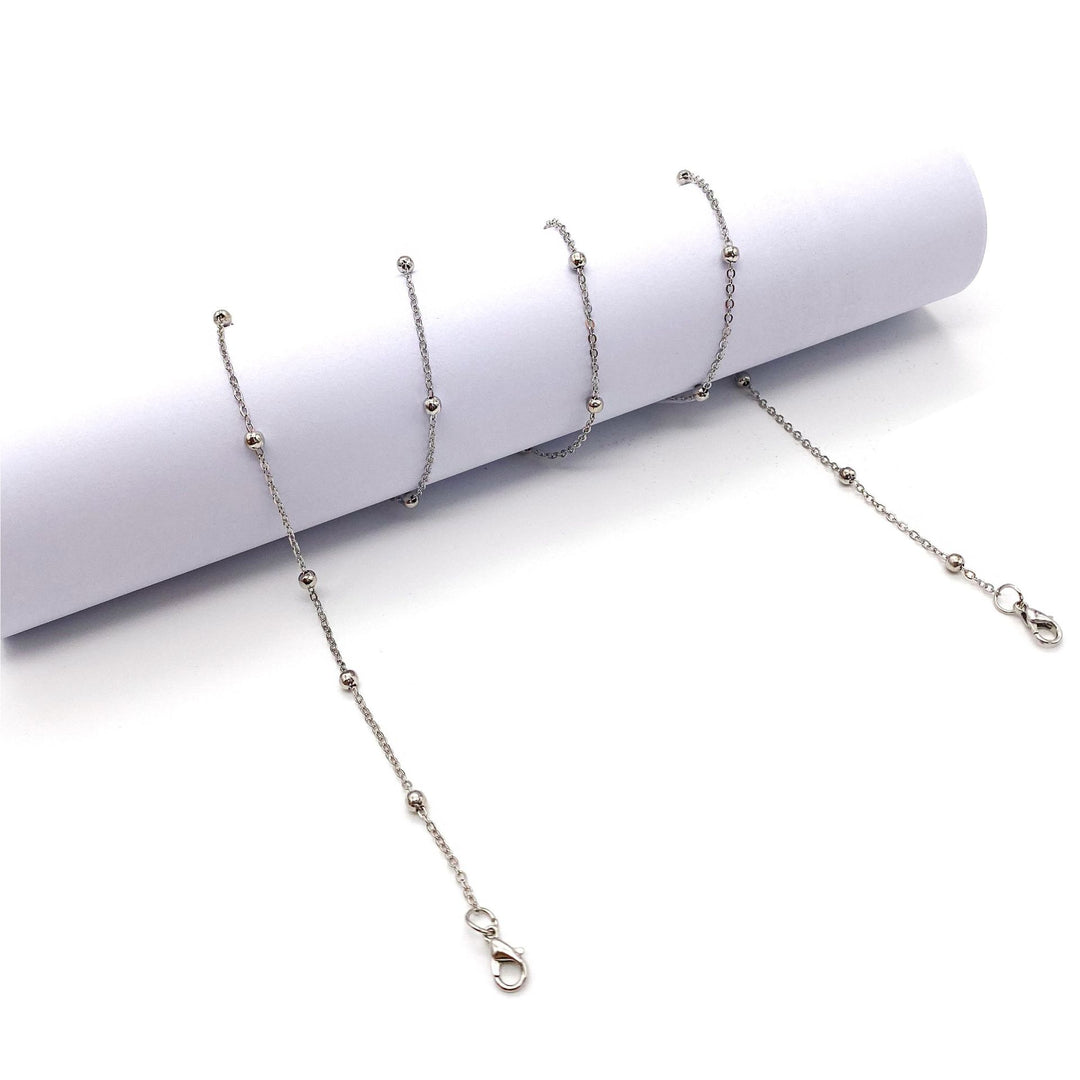 Sleek Metal Chain Eyewear Retainer Stornfield