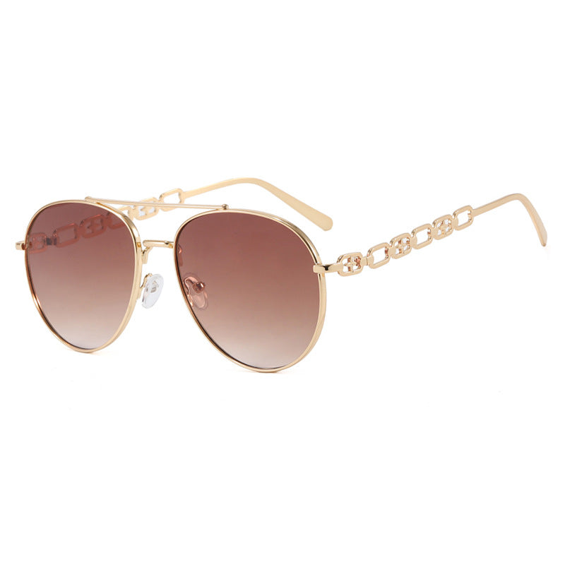 Women's striking sunglasses with luxurious chain detail and polarized lenses Stornfield