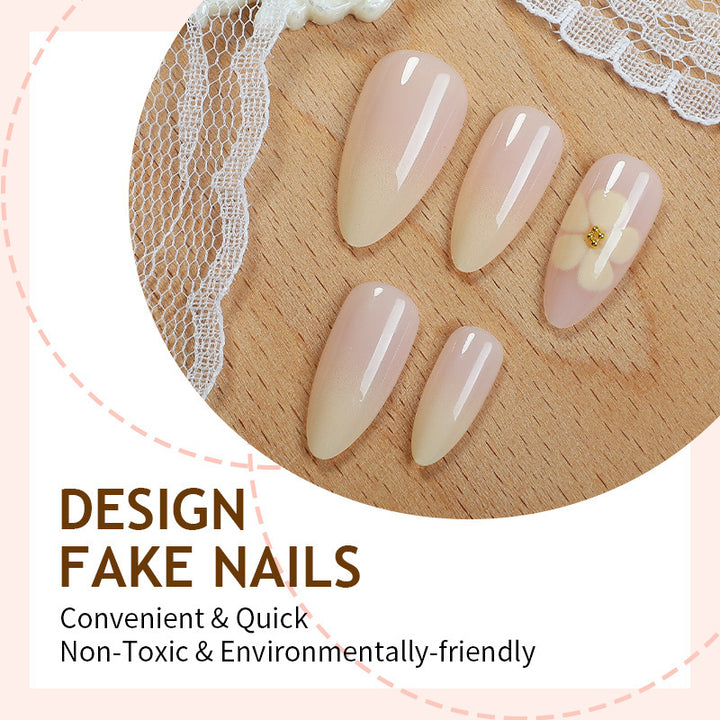 Artificial nail set with delicate floral pattern Stornfield