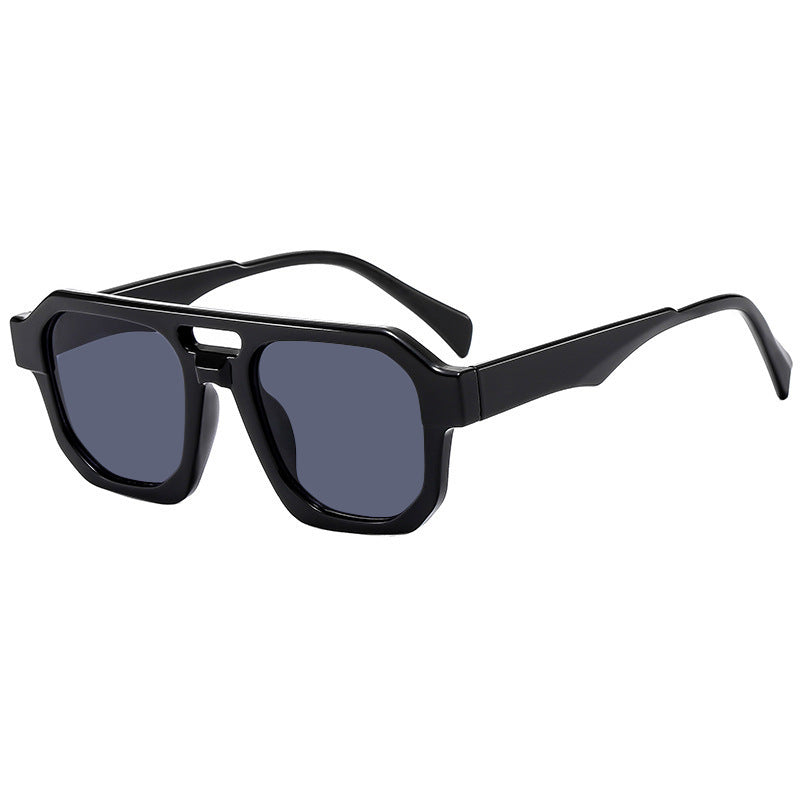 Women's modern sunglasses with square frame and UV protection Stornfield