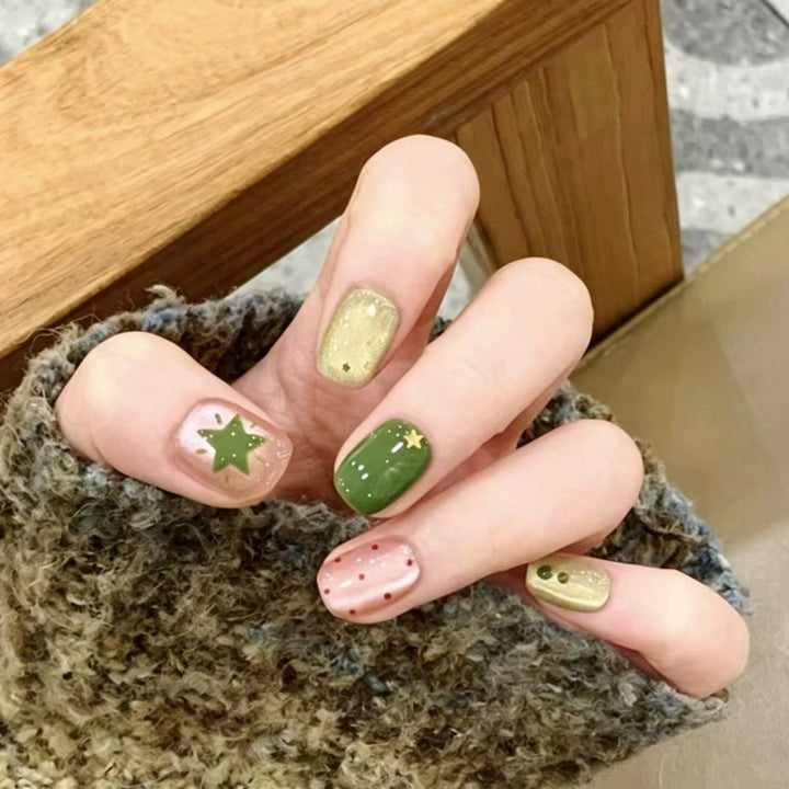 Festive Character-Inspired Nail Art Set Stornfield