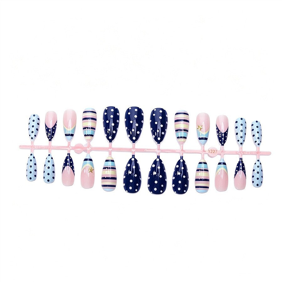 Artificial nail set with elegant stripe and dot design Stornfield