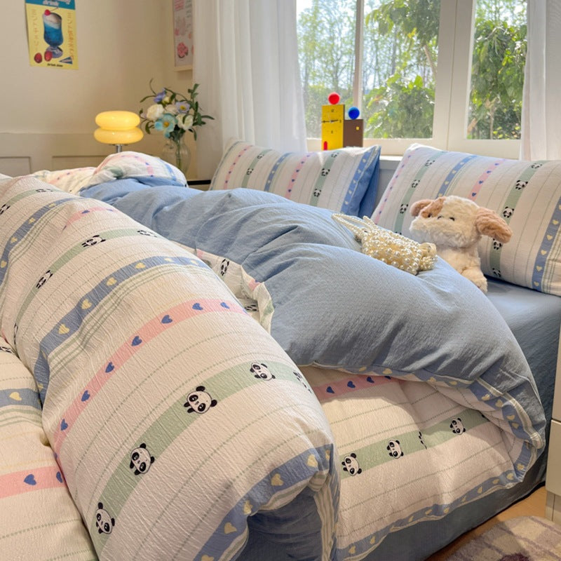 Lightweight Decorative Bedding Set