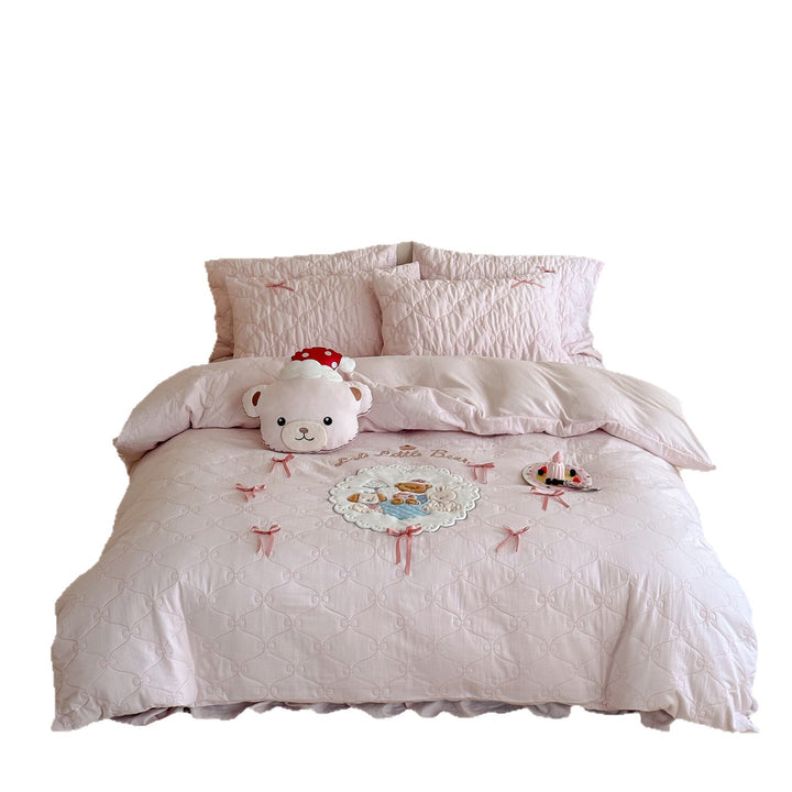 Quilted Bow-Embellished Duvet Cover Set with Appliqué Teddy and Ruffled Edge