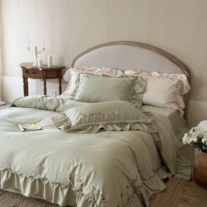 Luxury Sateen Ruffled Duvet Cover Set with Delicate Hand-Embroidered Sprig Detail