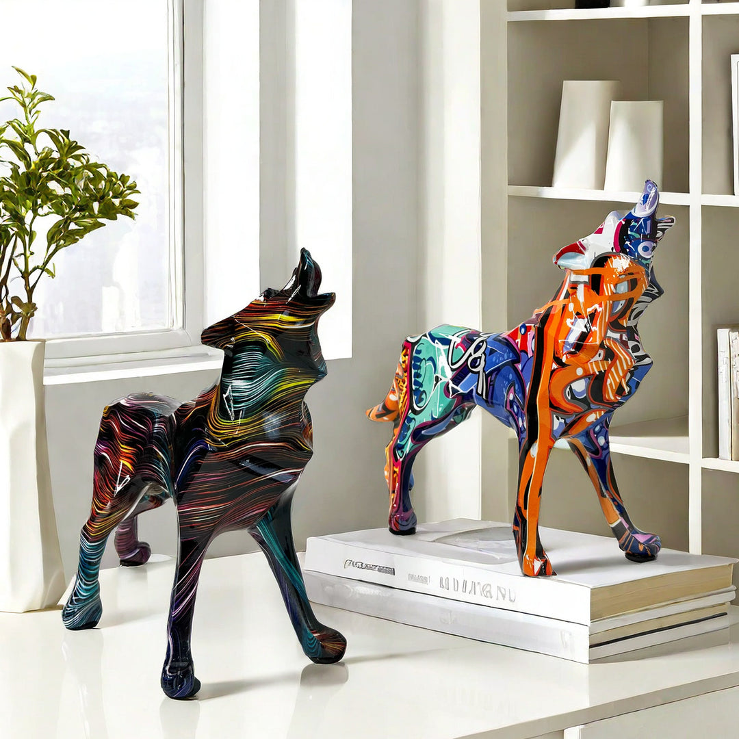 Unique wolf sculpture made of hand-painted resin Stornfield
