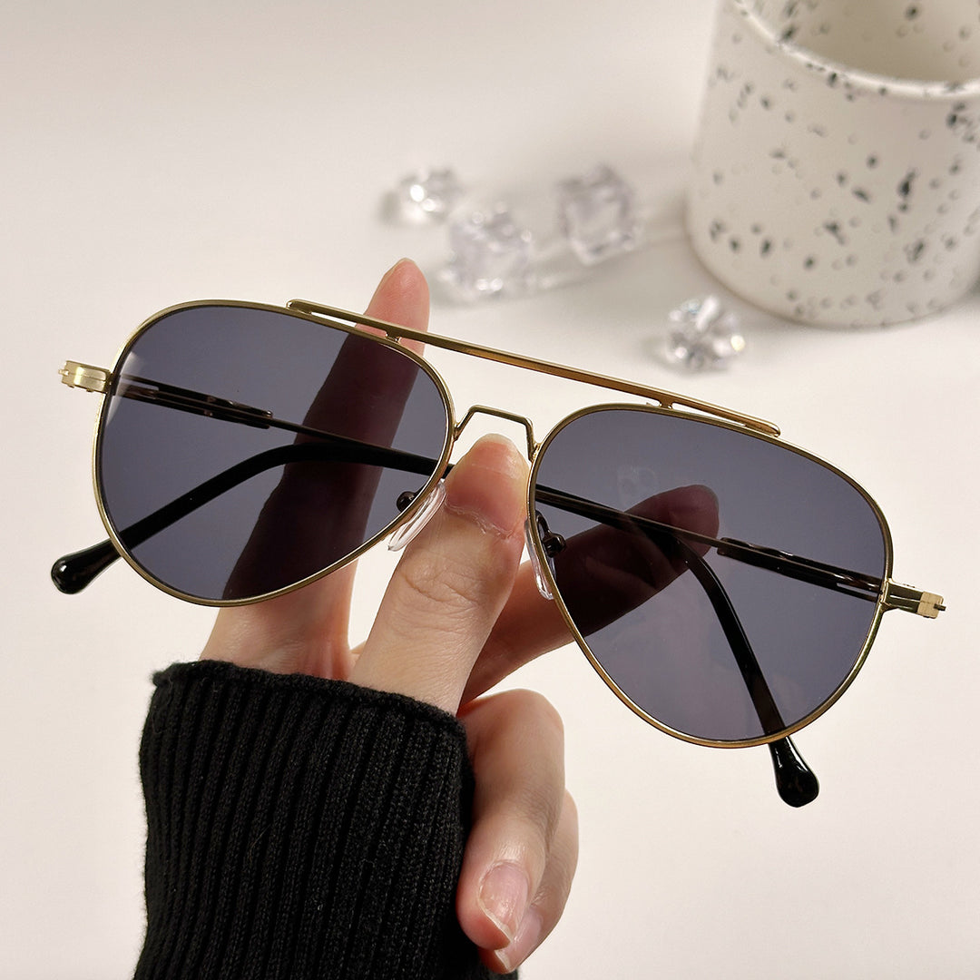 Women's timeless pilot sunglasses with high-quality frame Stornfield