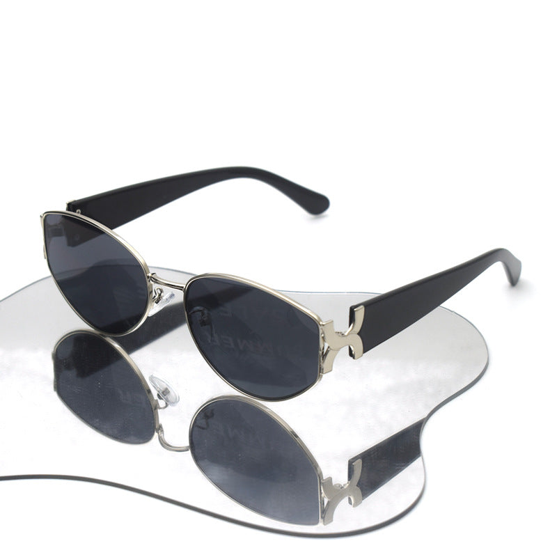 Cat-Eye Sunglasses Stornfield