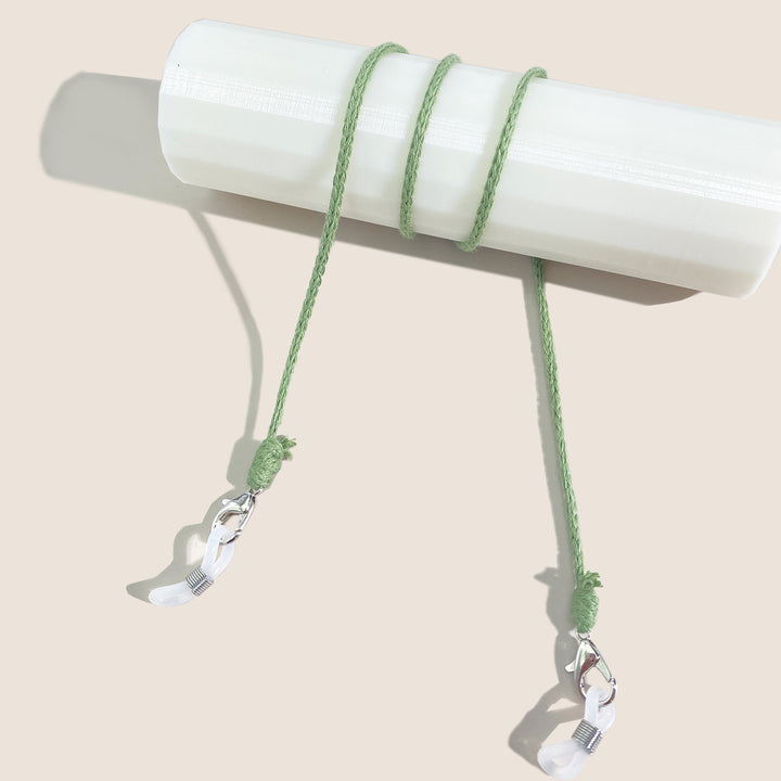 Adjustable Eyewear Holder Stornfield