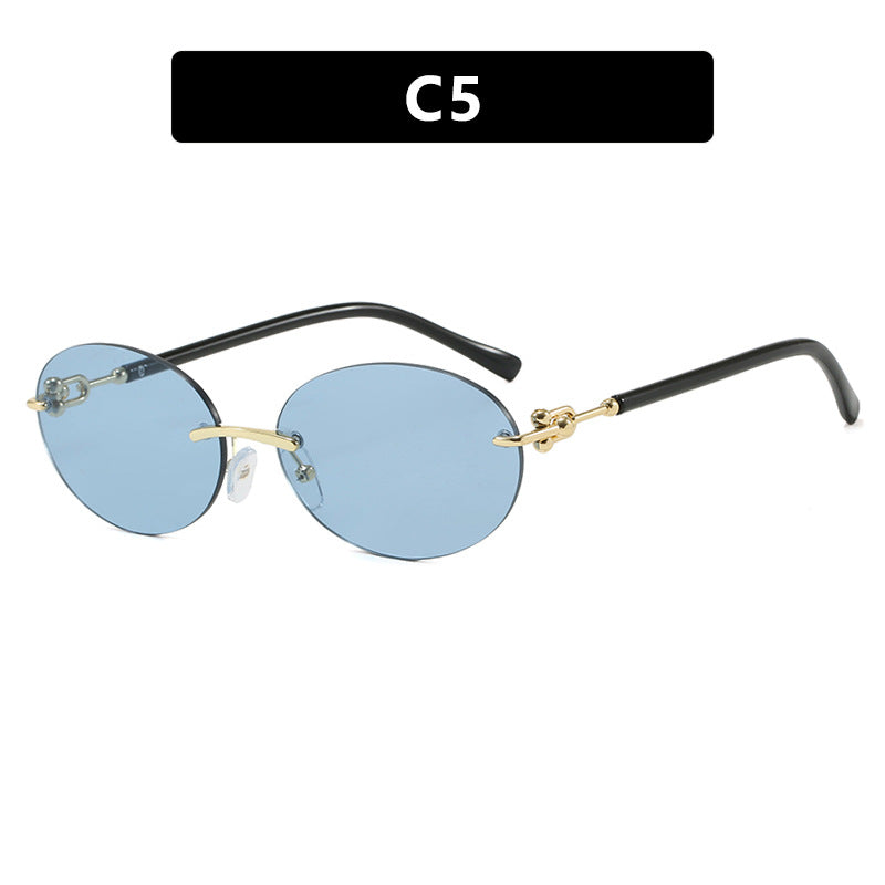 Women oval sunglasses with luxurious metal frame and mirrored lenses Stornfield