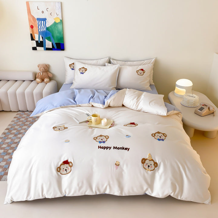 Bedding complete set made of cotton satin with dessert party motif and reversible pillowcases
